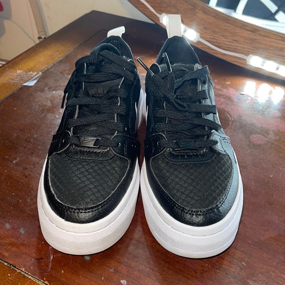 NIKE PLATFORM SHOES